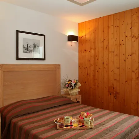 Domaine Val De Roland Apartment *